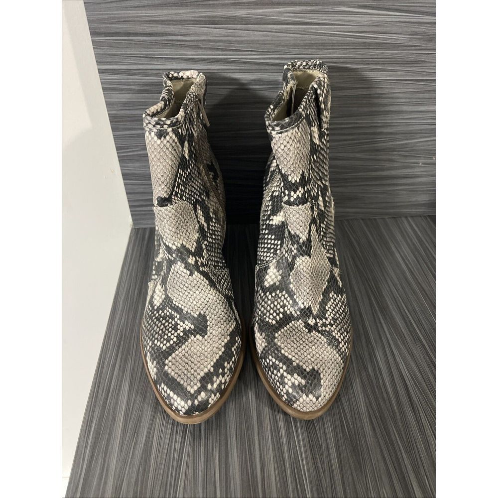 CARLOS by Carlos Santana Lydia Snakeskin Faux Leather Heeled Booties Size 7 bin1
